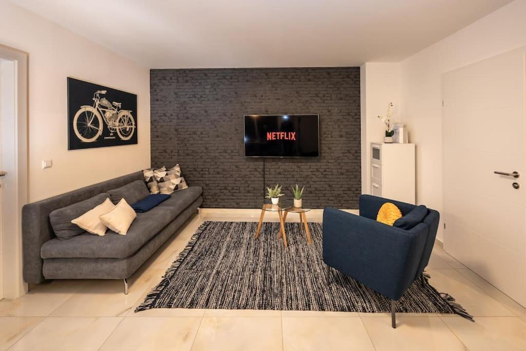 Bright With Two Terraces In 1020/vienna Apartment Wien
